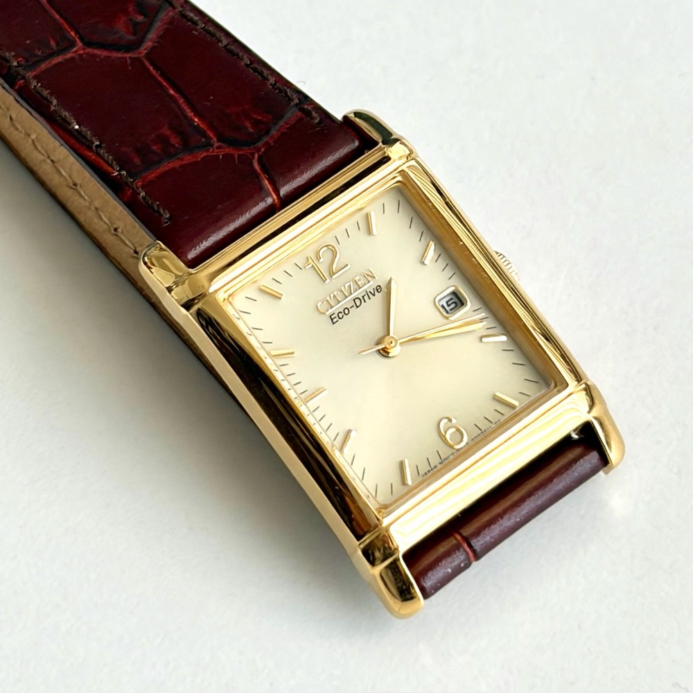 New Unisex Citizen Eco Drive Watch